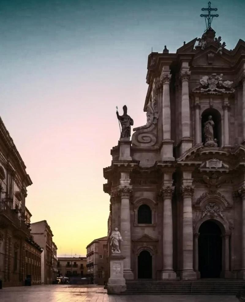 Dimora Isonzo Apartment Syracuse Bagian luar foto