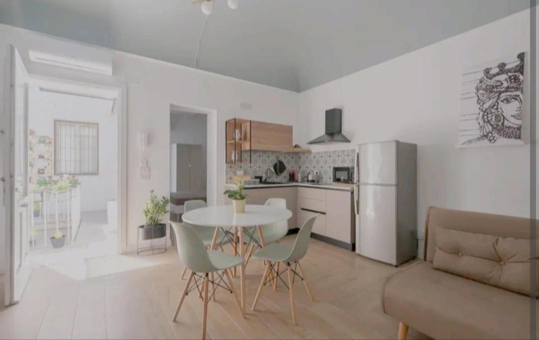 Dimora Isonzo Apartment Syracuse Bagian luar foto